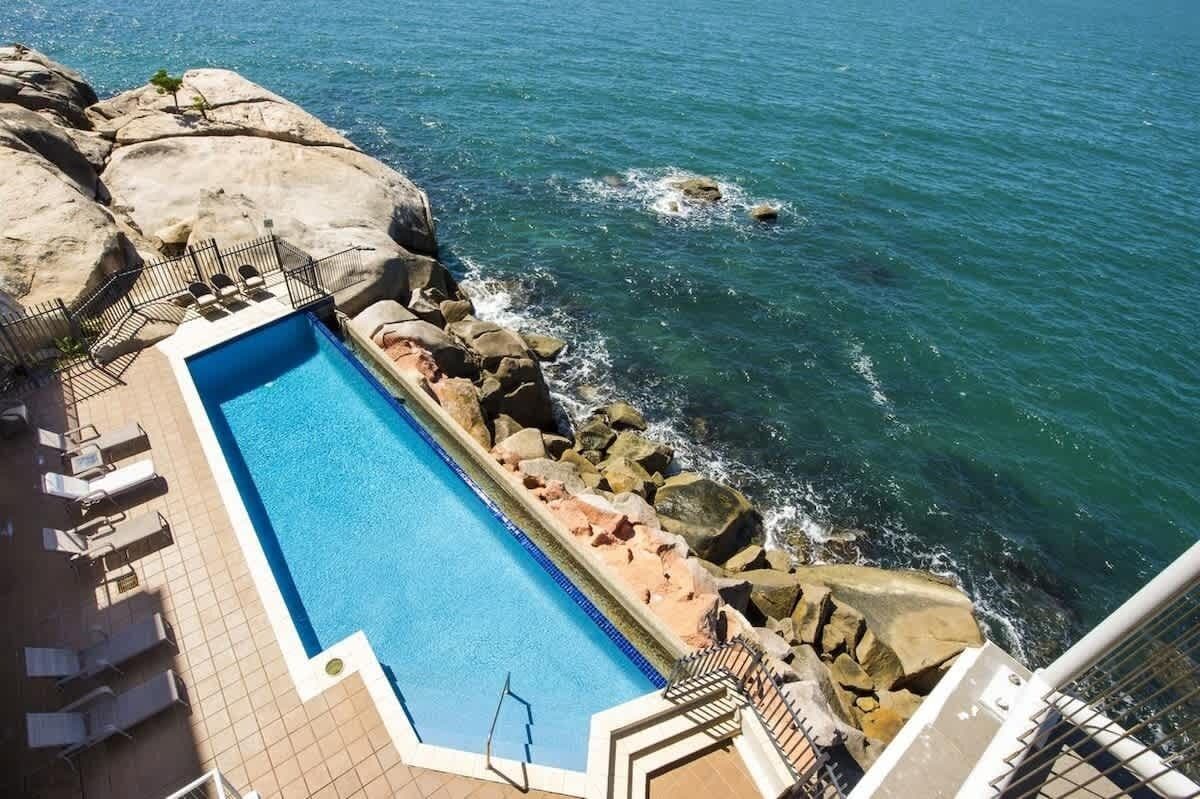 An infinity pool