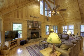 Living room - Go Fish (McCaysville)