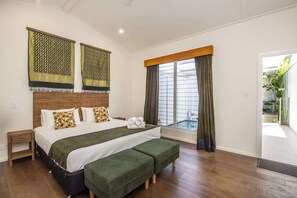 1 bedroom, Internet, bed sheets - Reflections Amber Villa 2 (Picnic Bay)