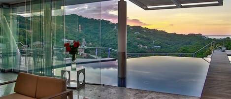 2 piscinas al aire libre