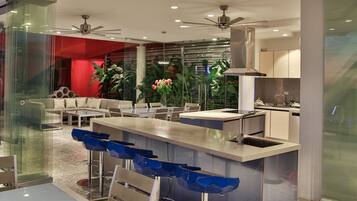 Villa, Multiple Bedrooms, Ocean View | Living area | Smart TV, Netflix