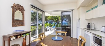 Reflections Turquoise Villa 4