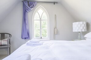 4 habitaciones, wifi gratis y ropa de cama 