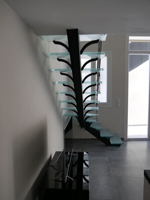 المنشأة من ال داخل