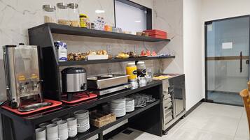 Free daily buffet breakfast