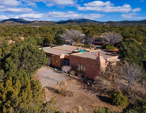 Serenity in Santa Fe to Relax and Unwind