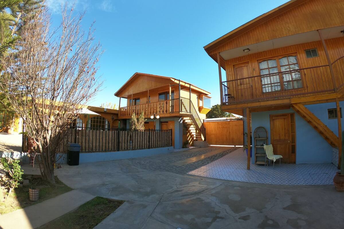 Individually decorated, bed sheets