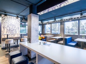 Daily buffet breakfast (EUR 13.9 per person)