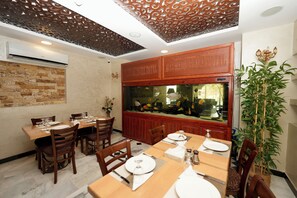 Desayuno bufé gratuito y diario