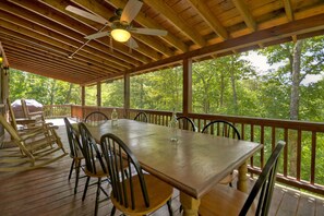 Cabin, Multiple Beds, Non Smoking | Terrace/patio