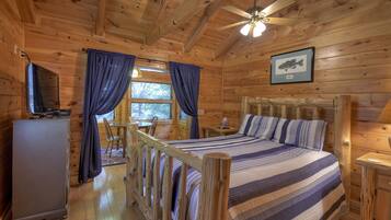 Cabin, 2 Queen Beds, Non Smoking | 2 bedrooms, iron/ironing board, free WiFi, bed sheets