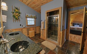 Bathroom - Heavens Doorstep (Blairsville)