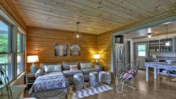 5 bedrooms, free WiFi