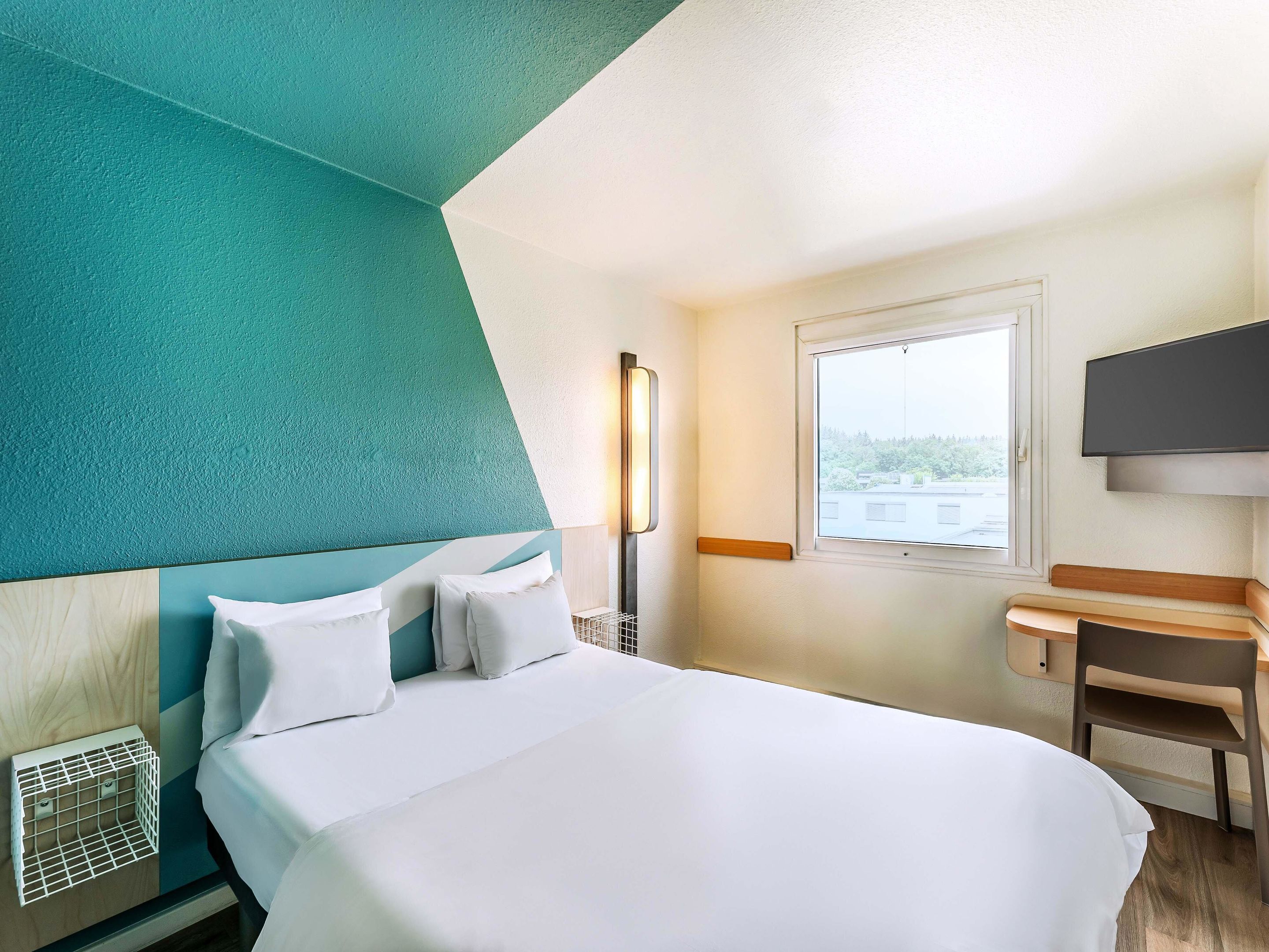 Habitación doble | Escritorio, cortinas opacas, sistema de insonorización y wifi gratis