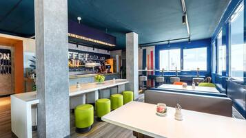 Shower, soap, shampoo, toilet paper