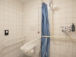 Dusche, Handtücher, Seife, Shampoo