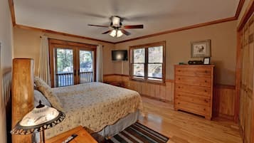 House, Multiple Beds, Non Smoking | 3 bedrooms, free WiFi, bed sheets