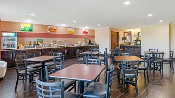 Free daily continental breakfast