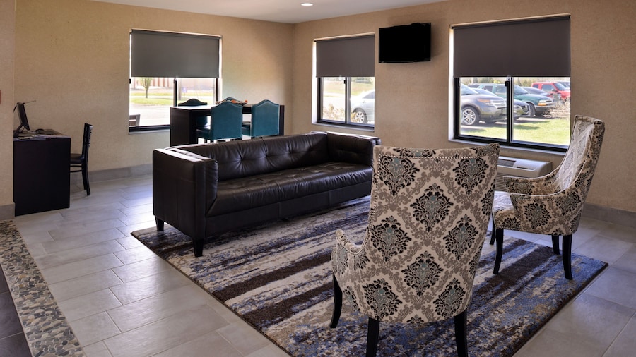 Quality Inn & Suites Brandenburg - Fort Knox