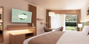 Ropa de cama de alta calidad, colchones con efecto memoria y escritorio 