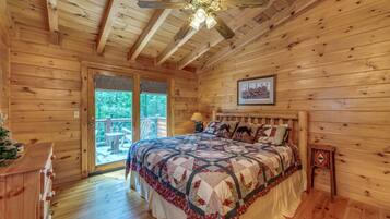 Cabin, Multiple Beds, Non Smoking | 2 bedrooms, free WiFi, bed sheets