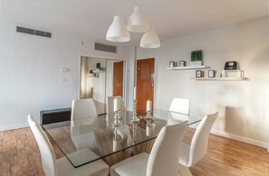 Condo, Multiple Beds, Non Smoking (A)