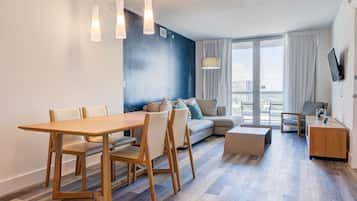 Condo, 2 quartos (A) | Opções para refeição no quarto