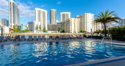 Beachwalk Private Apartments