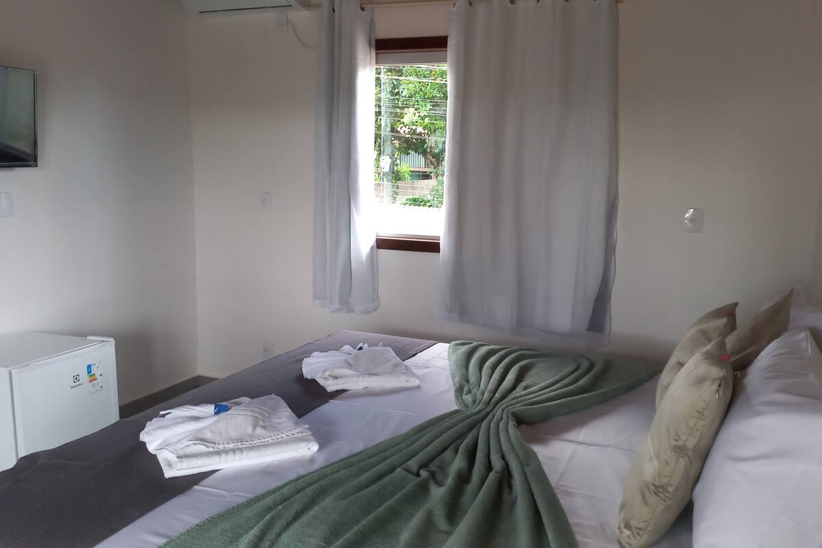 1 bedroom, premium bedding, individually decorated
