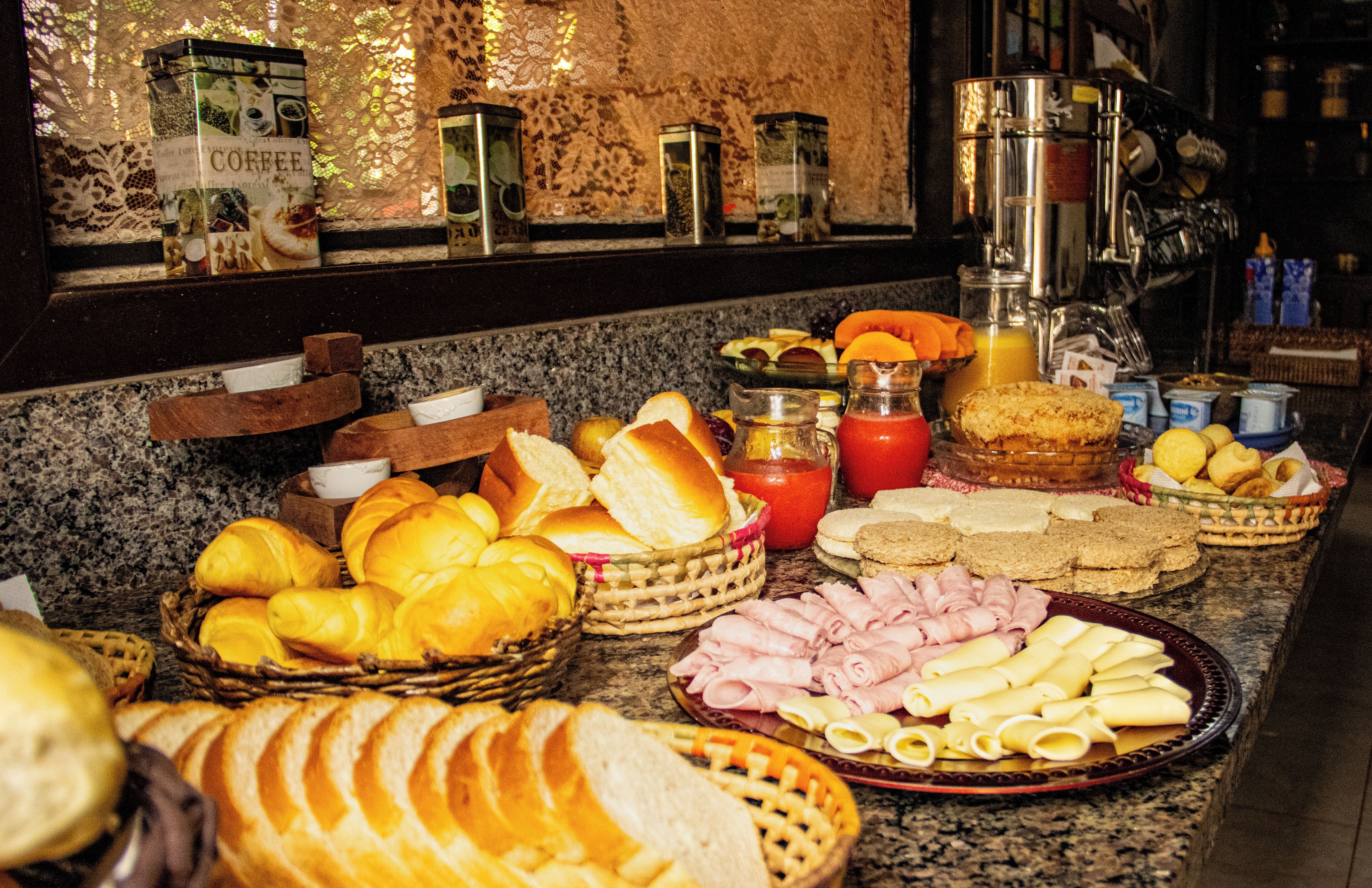 매일 뷔페 무료 아침 식사 포함