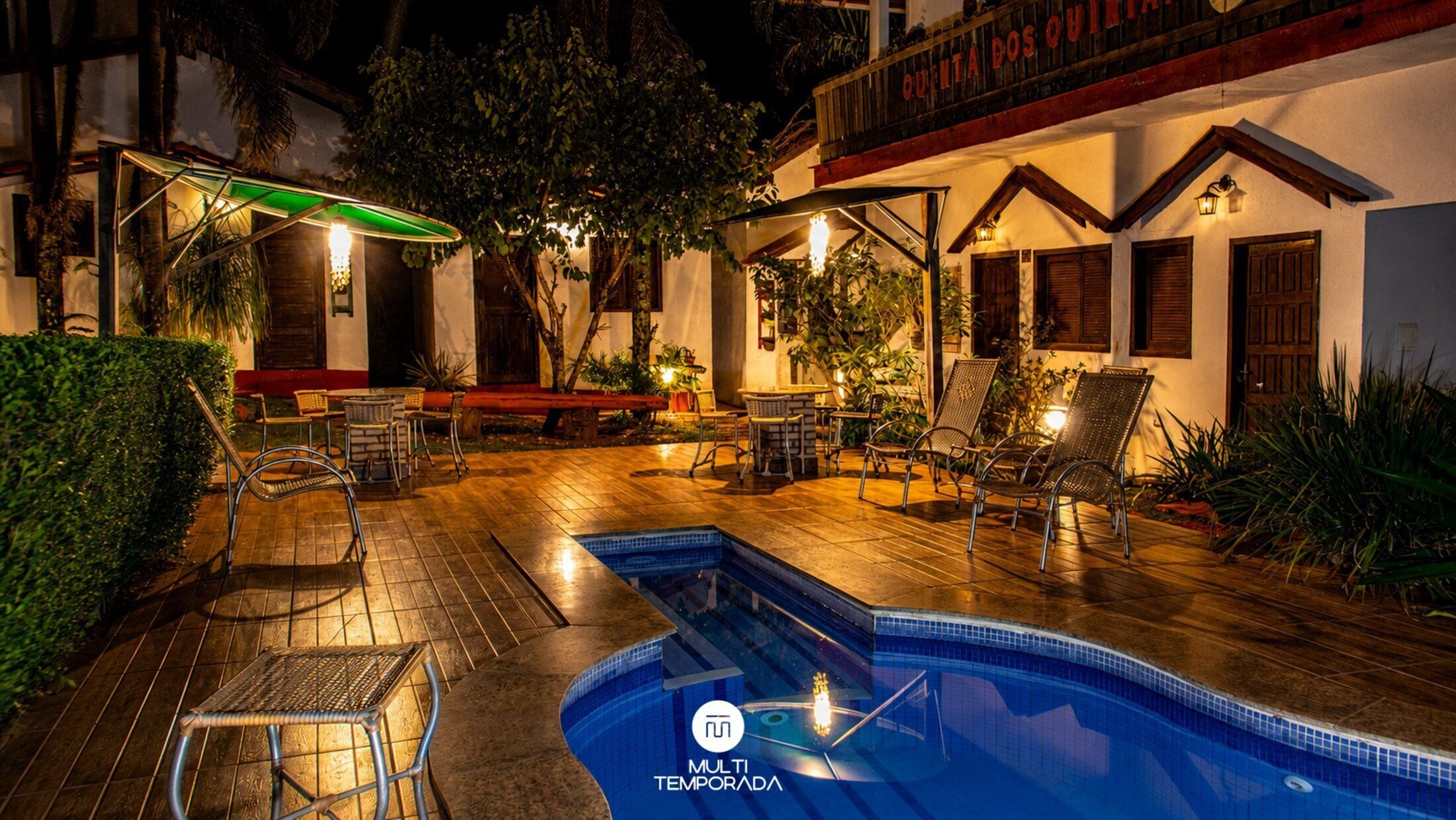 Outdoor pool, pool umbrellas