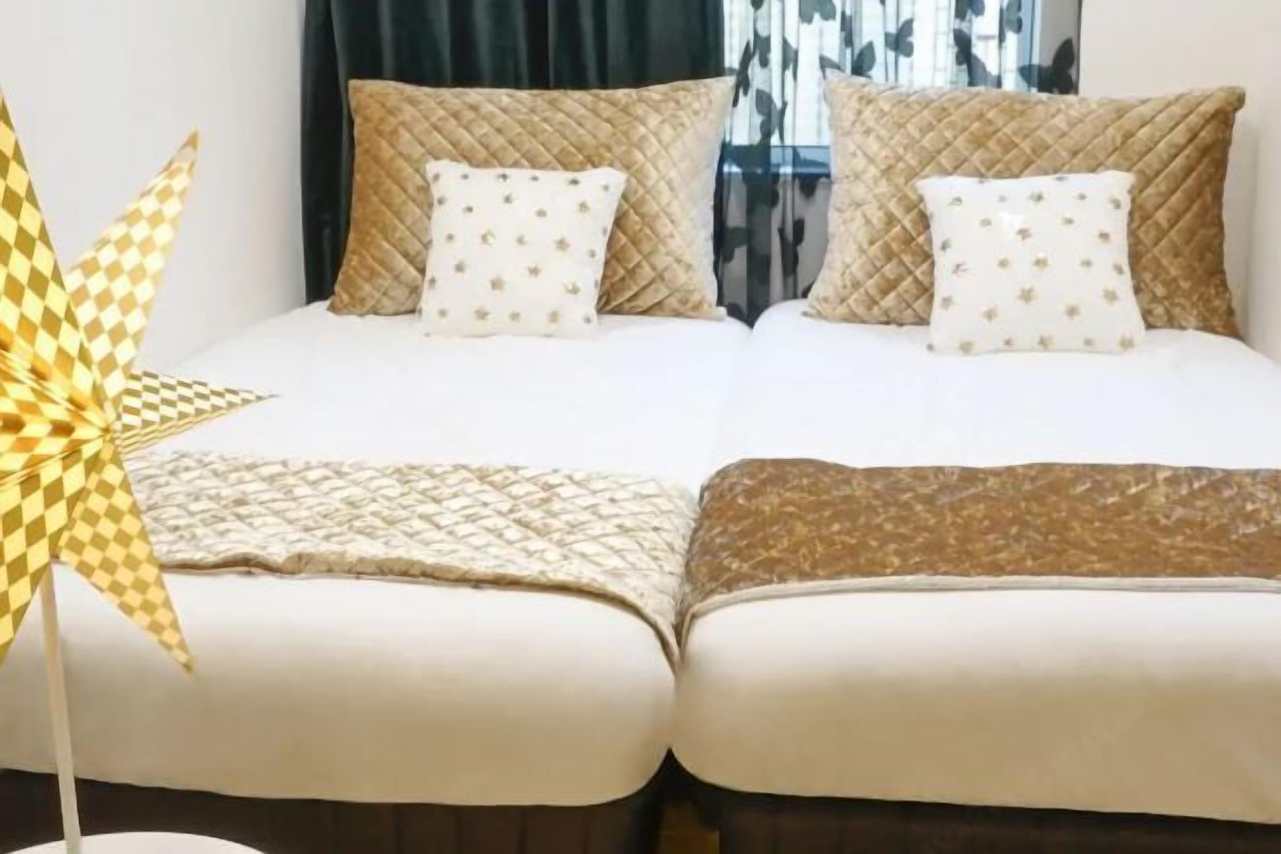 2 habitaciones, escritorio, wifi gratis y ropa de cama 