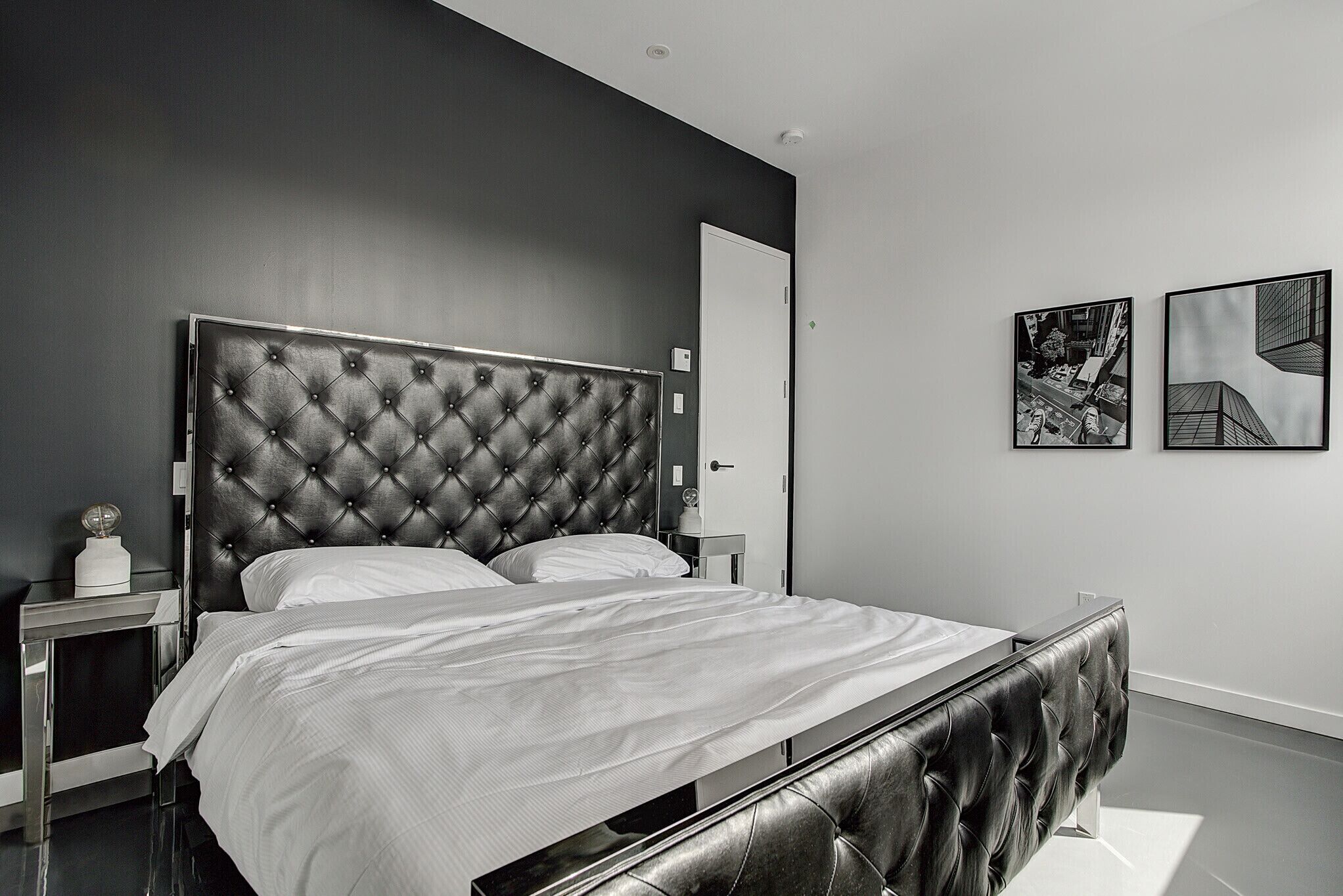 2 habitaciones, camas con efecto memoria y escritorio 