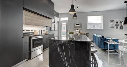 THE MODERN CHIC | Two-Bedroom Loft w. Terrace