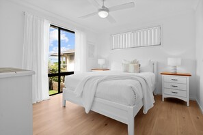 3 bedrooms, iron/ironing board, Internet, bed sheets