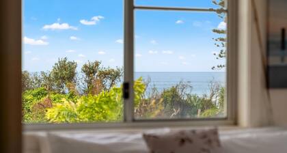 Easy Style Holiday Accommodation Across the Road from the Beach