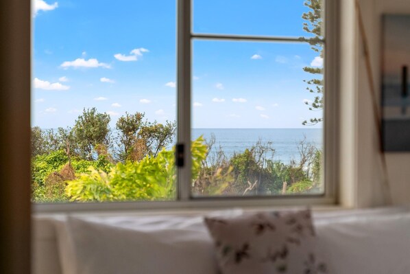 Interior - At the Beach - Easy Style Holiday Accommodation Across the Road from the Beach (Lennox Head)