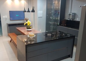 Fridge, microwave, oven, stovetop