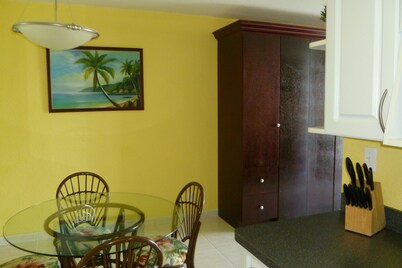 Lovely Beachfront Studio at Coral Beach – South Shore, Grand Bahama