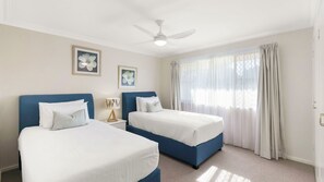 Unclassified image, 5 of 13, button