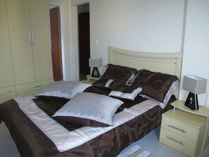 3 Schlafzimmer, kostenloses WLAN, Bettwäsche, Rollstuhlgeeignet