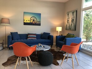 Smart TV, DVD player, books, video library