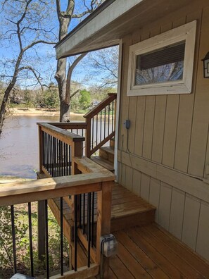 Terrace/patio - Cute Beachfront Guest Unit on Lake (Saugatuck)