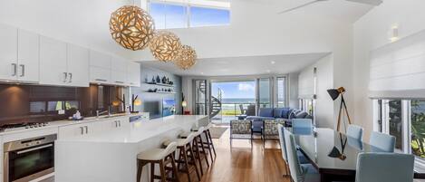 ميكروويف، موقد طهي مسطح، غسالة أطباق