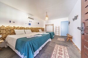 8 bedrooms, WiFi, bed sheets, wheelchair access