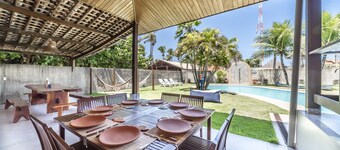 Niquim house with 8 suites.