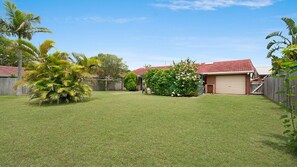 Property grounds - Spacious three bedroom single-level house located in a quiet residential location (East Ballina)