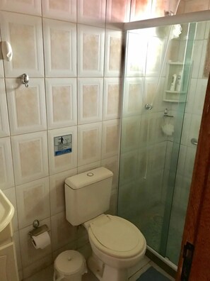 Douche, papier toilette