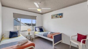 Uklassifisert bilde, 2 av 12, knapp