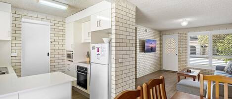 Microwave, stovetop, dishwasher